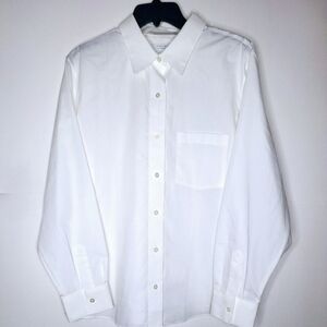 Fox Croft brand "The Crisp White Shirt"Careercore,plus-size,button-down,shirt.